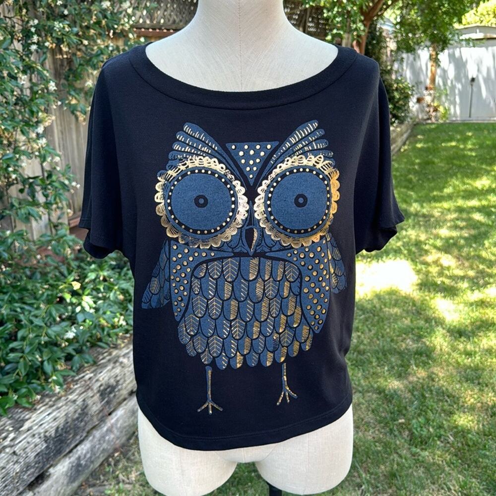 S.O.Y. Shine On You Owl Shirt Black Graphic Fashion Top Women’s size Medium